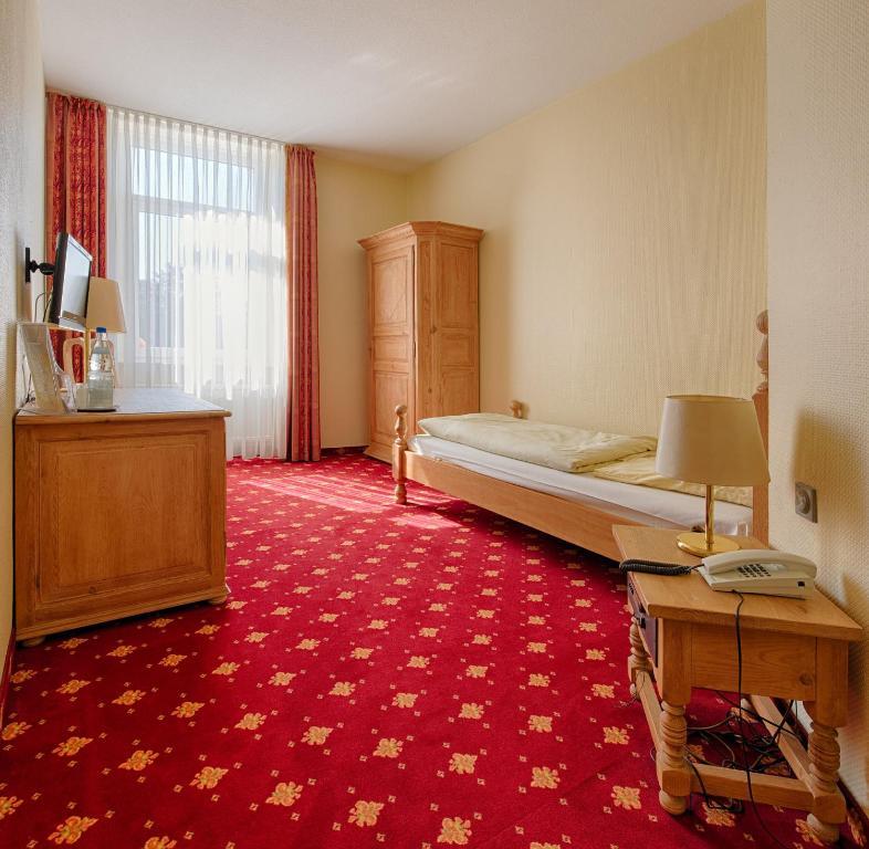 Hotel Kronprinz Garni Мінден Номер фото